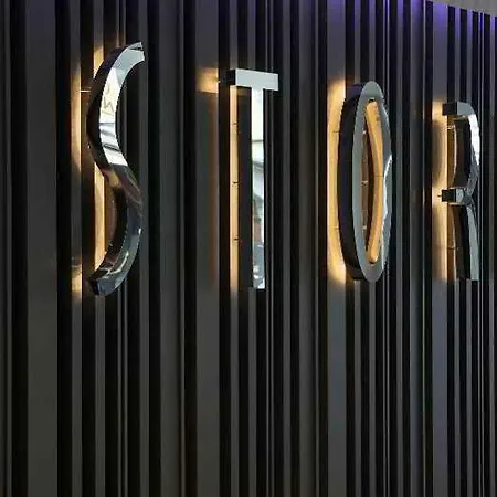 Astoria 4*